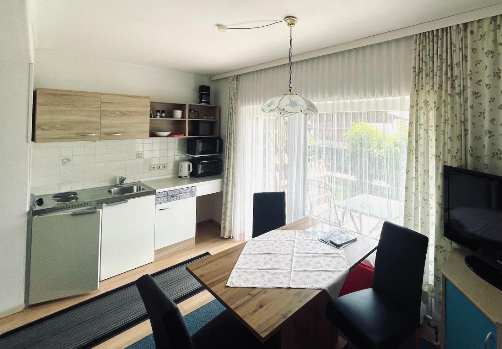 Ferienhaus Schiemel Altmünster エクステリア 写真